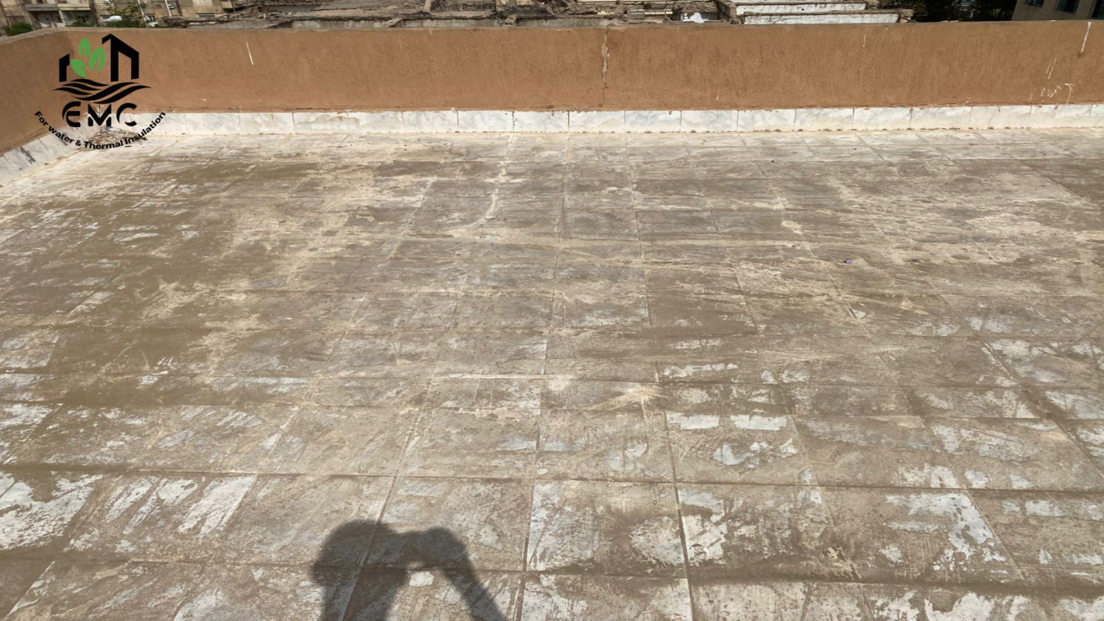 مشروع العزل الكيميائي لأسطح الحجرات الثلاثة بالإدارة العامة للشئون المالية المركزية – شركة وسط الدلتا لإنتاج الكهرباء بطلخا